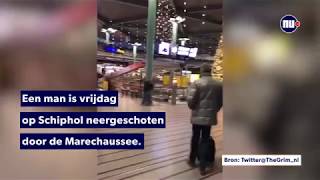 Marechaussee schiet man met mes neer op Schiphol [upl. by Adneral590]