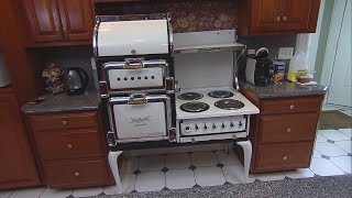 Family Uses 100YearOld Stove ‘It’s Like a Miracle’ [upl. by Drofnil652]