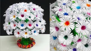 DIYPaper flowers Guldasta made with Empty Plastic bottlesPaper ka Guldasta Banane ka Tarika [upl. by Chariot]