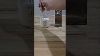 Aerolatte Handheld Milk Frother [upl. by Ahso514]